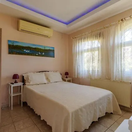 Kariba House - Sunset View Holiday home