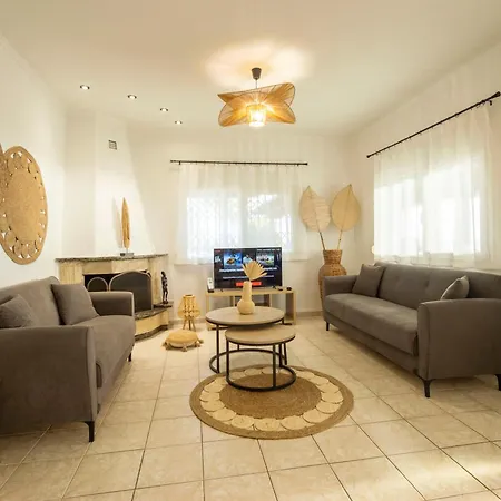 Kariba House - Sunset View *