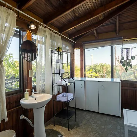 Kariba House - Sunset View *