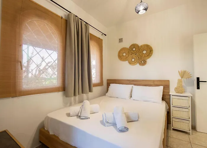 Kariba House - Sunset View